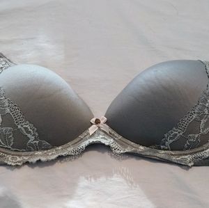 Body by Victoria wireless bra 36 D